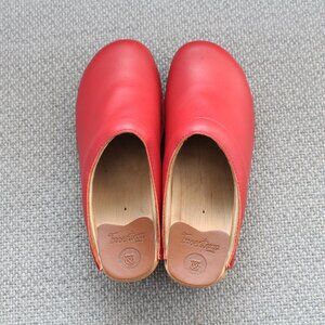 Troentorp Swedish Rembrandt Clog in Red Leather